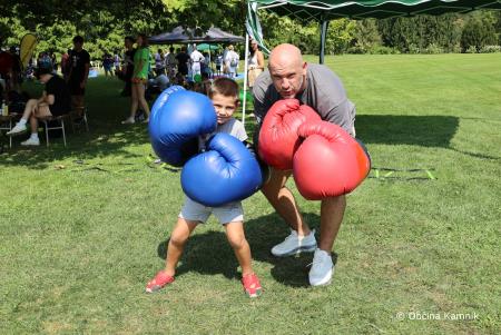 Praznični, 15. Čarobni dan z dobrodelno humanitarno noto (20)